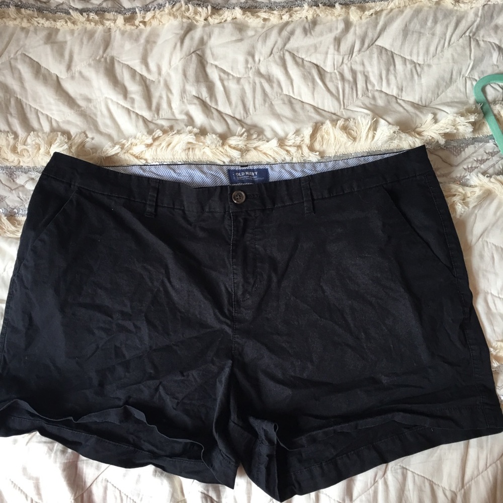 Old Navy Everyday Short